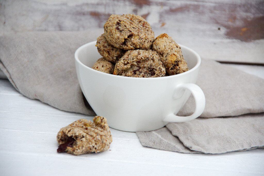 Almond & Banana Lunch Box Cookies